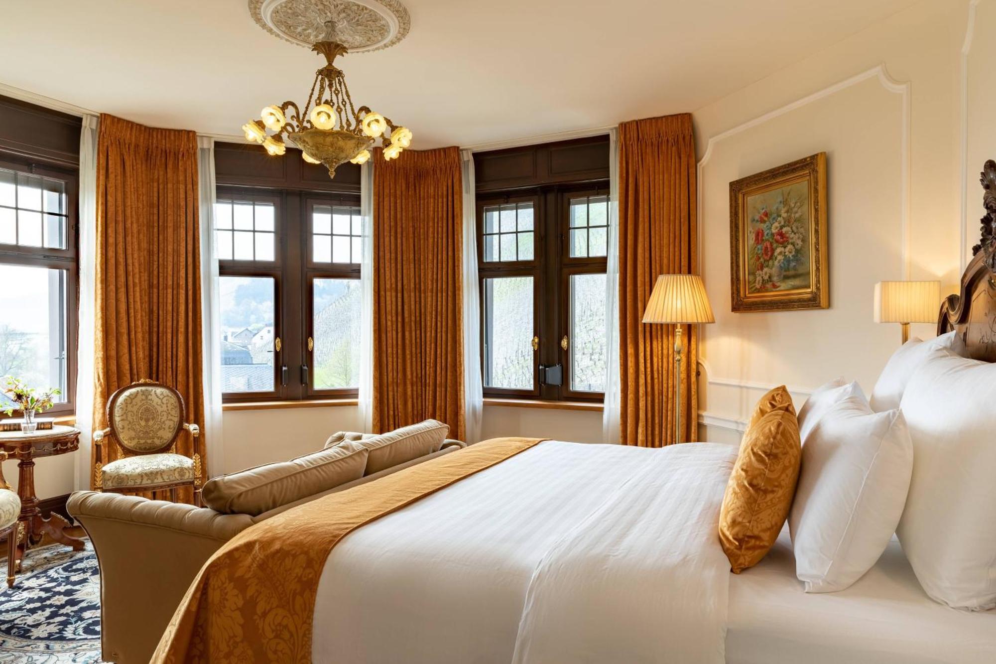 Schloss Lieser, Autograph Collection Exterior photo A bedroom at the hotel
